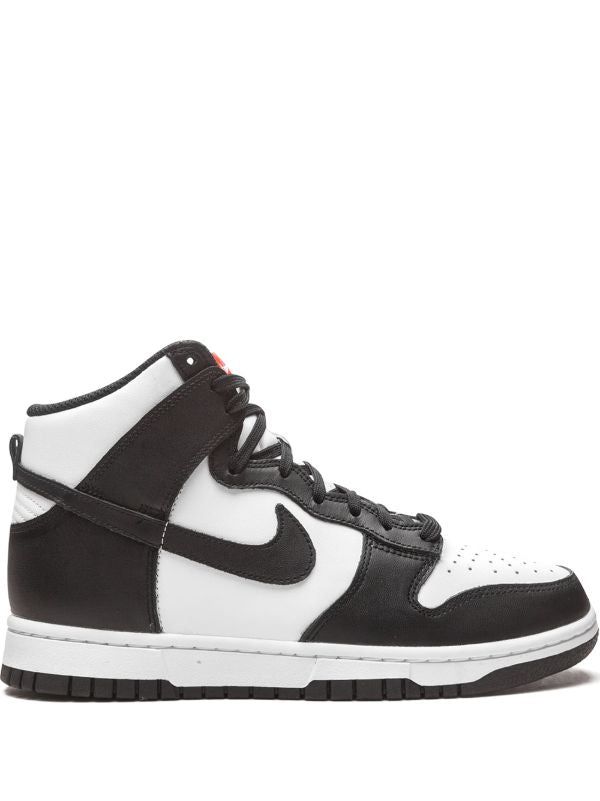 Nike
Dunk High "Panda