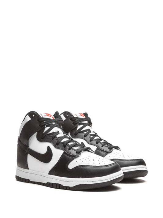 Nike
Dunk High "Panda