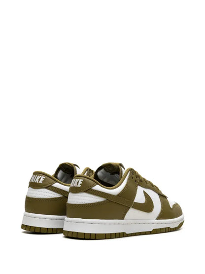 Nike
Dunk Low "Pacific Moss" sneakers