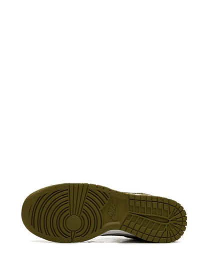 Nike
Dunk Low "Pacific Moss" sneakers