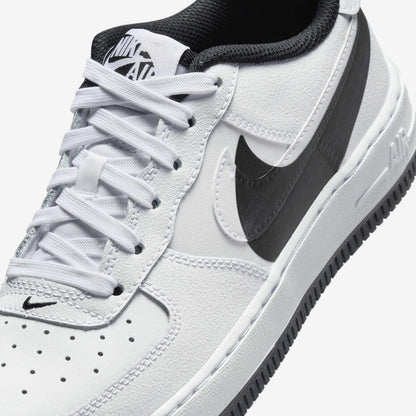 Nike Air Force 1 LV8 4