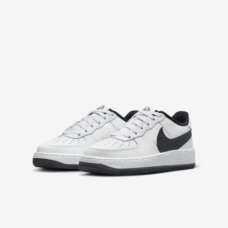 Nike Air Force 1 LV8 4