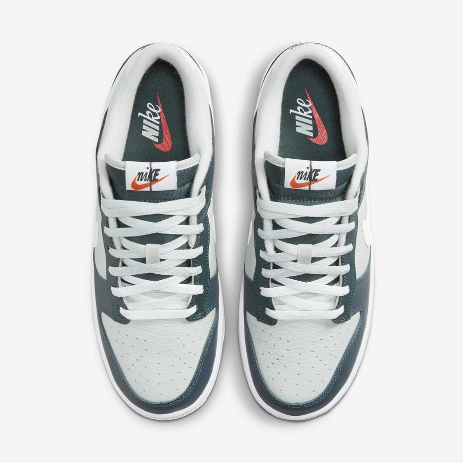 Nike dunk low retro