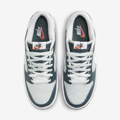 Nike dunk low retro
